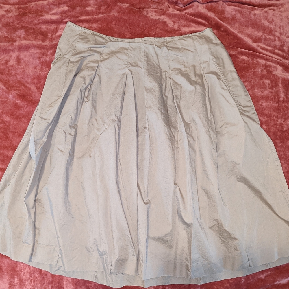 Banana Republic Tan Pleated Skirt